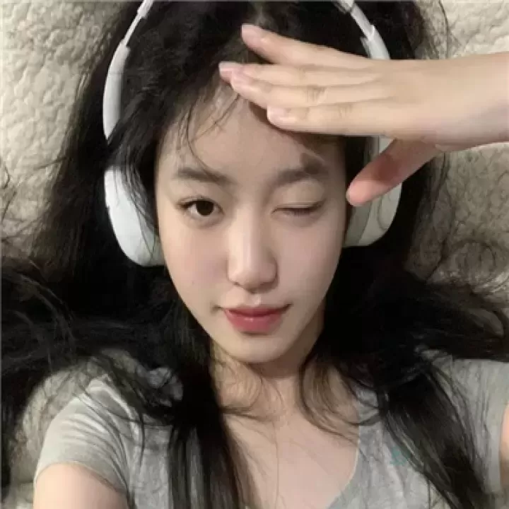 游戏网名陪伴女生好听唯美可爱英文版好名(精选100个)_https://m.175yx.com_网名素材_第1张