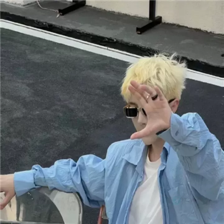 男生帅哥网名两个字的名字怎么取才好听(精选100个)_https://m.175yx.com_网名素材_第1张